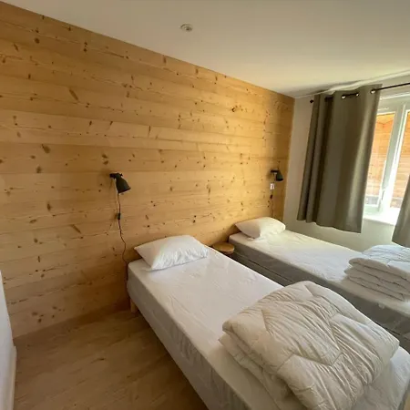 Krochet A202 Deux Entierement Renove Morzine